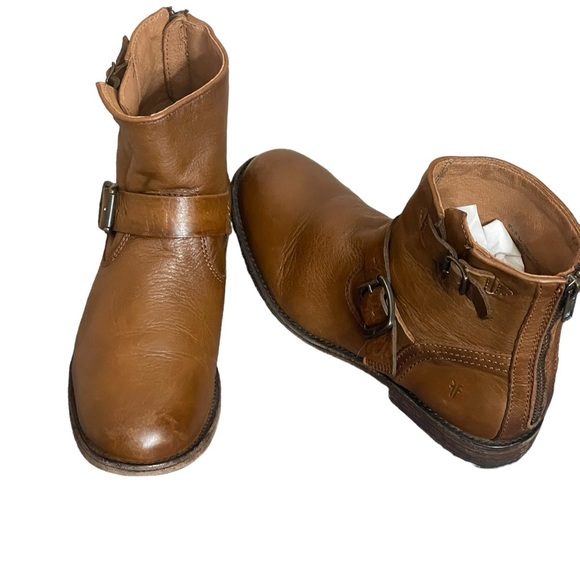 FRYE Tyler Engineer Boots AnkleBootie brown Leather 3472366Womens Sz 8.5B